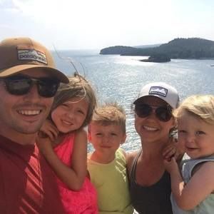 Meet your Posher, Lori