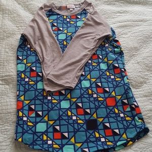 LulaRoe Randy tee