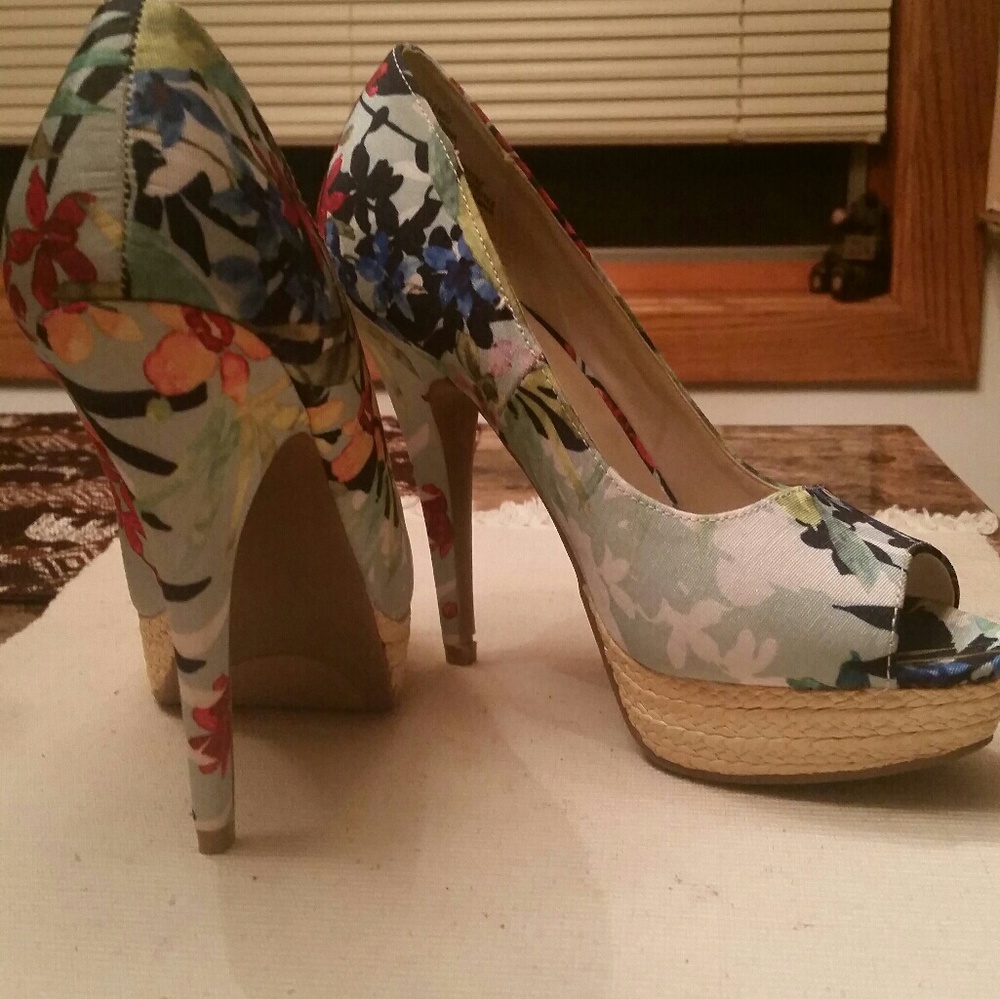 Dress shoes