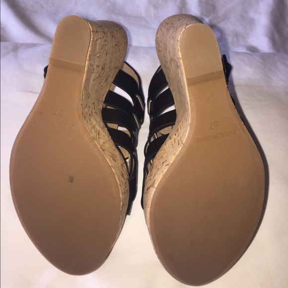 Barneys New York CO-OP BLK PATENT LEATHER Cork Platform  Barneys New York cork wedges with black straps