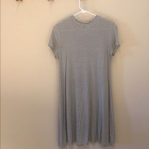 Black and white stripped casual dress
