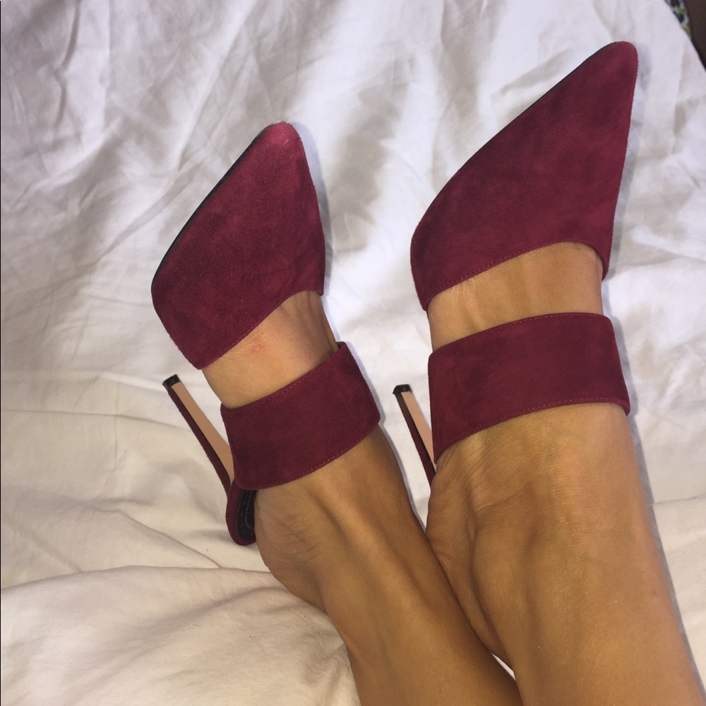 Barneys New York Jamie Camoscio Bourdeau suede