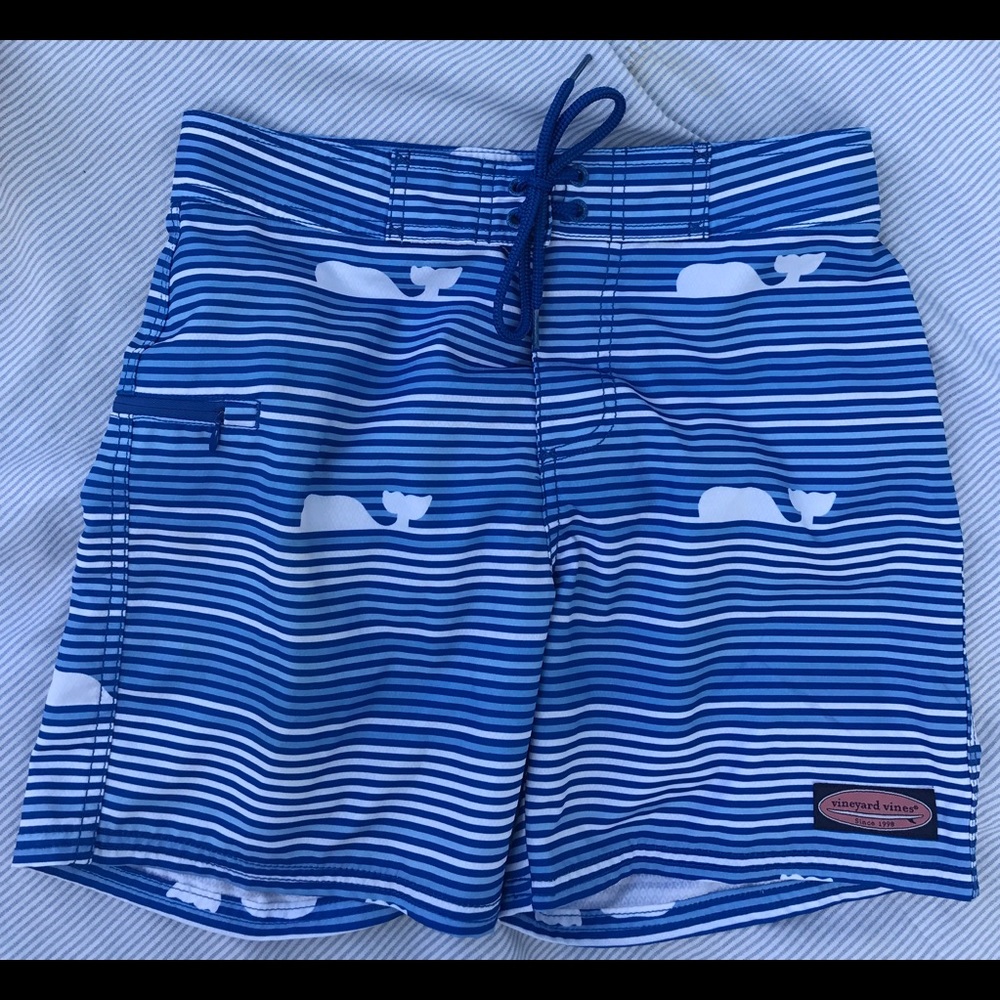 Boys Vineyard Vines Swim Trunks - M, Never Worn!