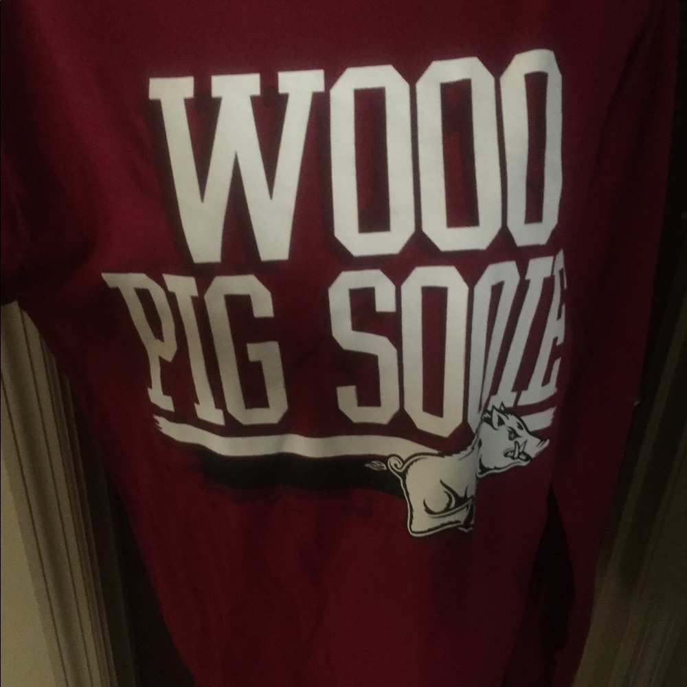 Razorback long sleeve t shirt
