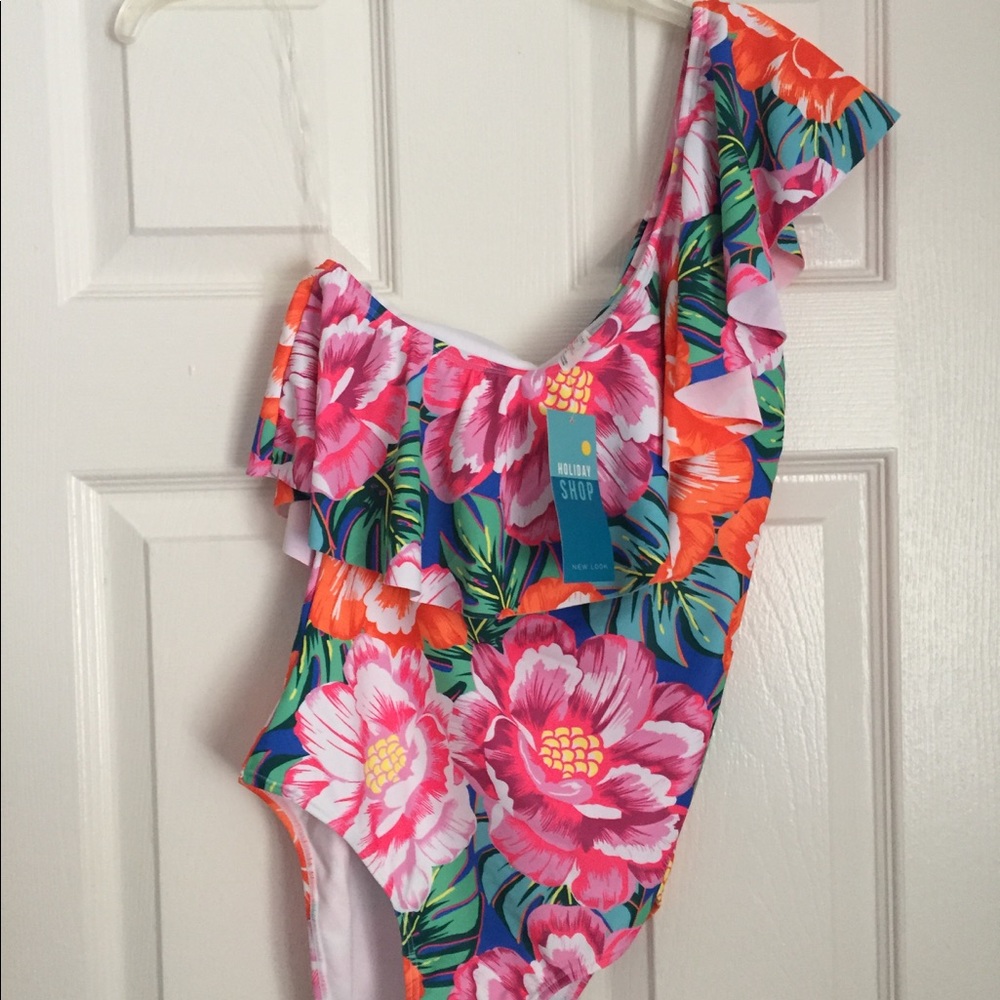 NWT One Piece Swimsuit