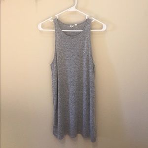 GAP grey tank