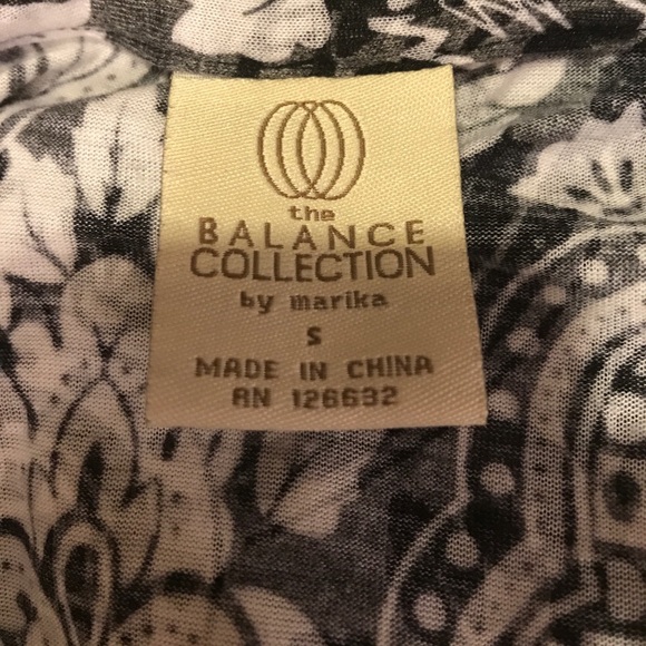 Hooded Beach Cover Up - Picture 6 of 6