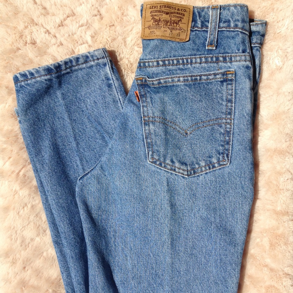 Levi's vintage 550 high waisted jeans