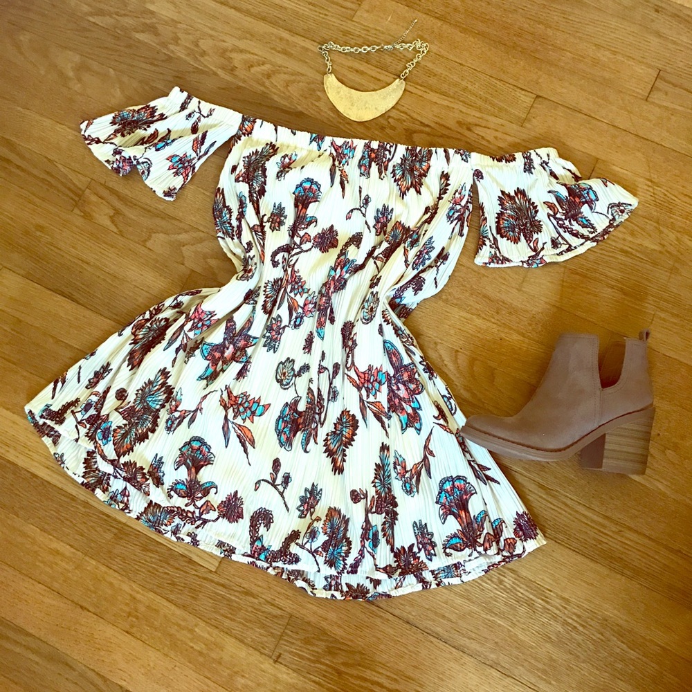 Off shoulder Dress 👗