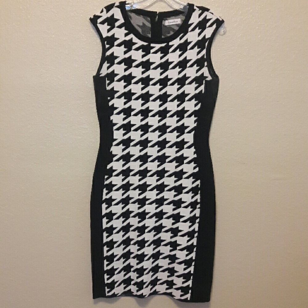 Calvin Klein geometric form fitting dress size S