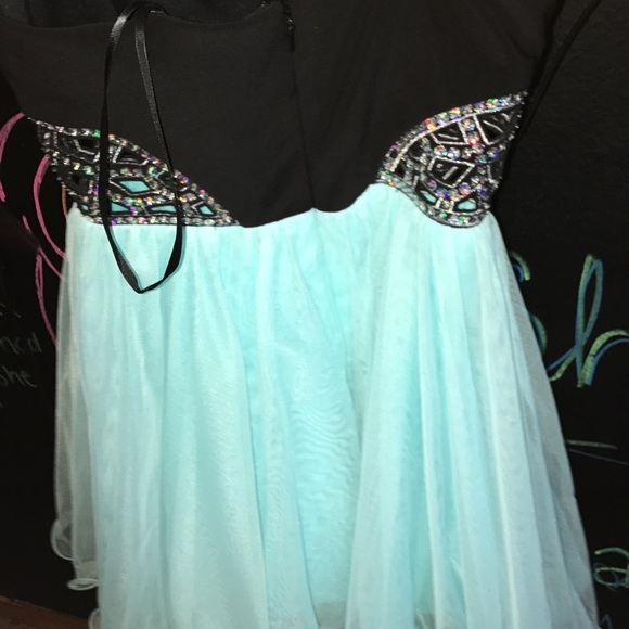 Homecoming Dress - Picture 3 of 5