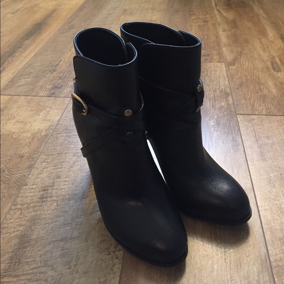 Tory Burch Shoes - Tory Burch Black Leather Ankle Boots Size 7