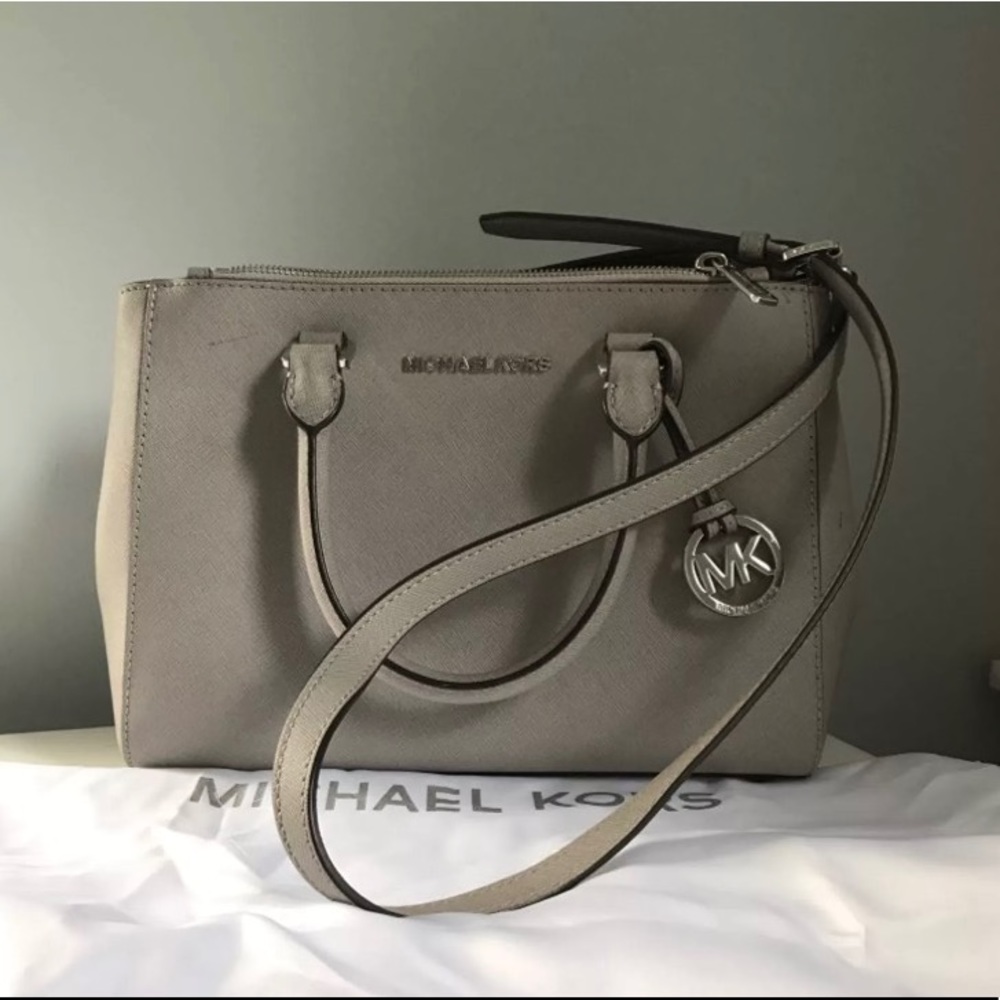 Michael Kors Medium Sutton