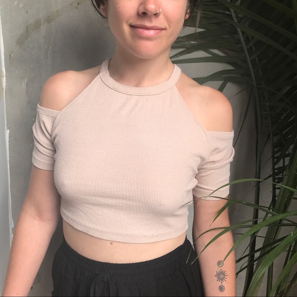 ❌SOLD❌NASTY GAL cream cutout crop - Picture 1 of 3