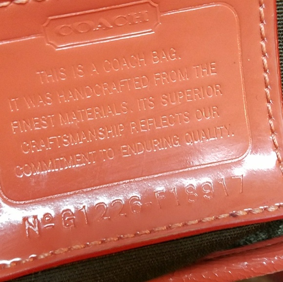 COACH Peyton collection khakis pomegranate bag - Picture 2 of 8