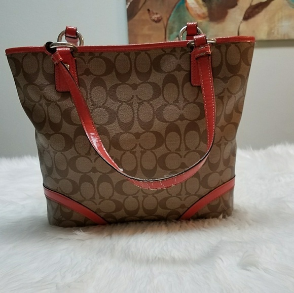 COACH Peyton collection khakis pomegranate bag - Picture 8 of 8