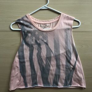 Light pink American Eagle graphic crop top