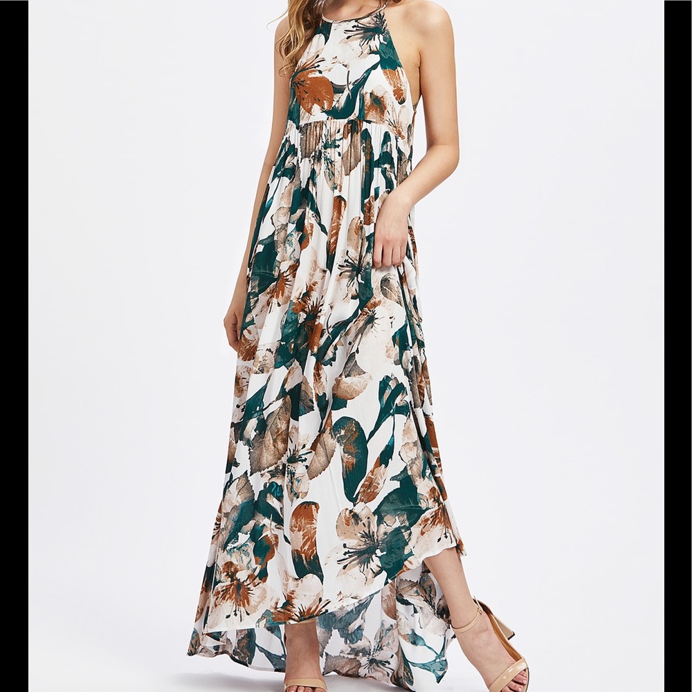🆕🍂 Beautiful Tropical Halter Maxi - Picture 2 of 7