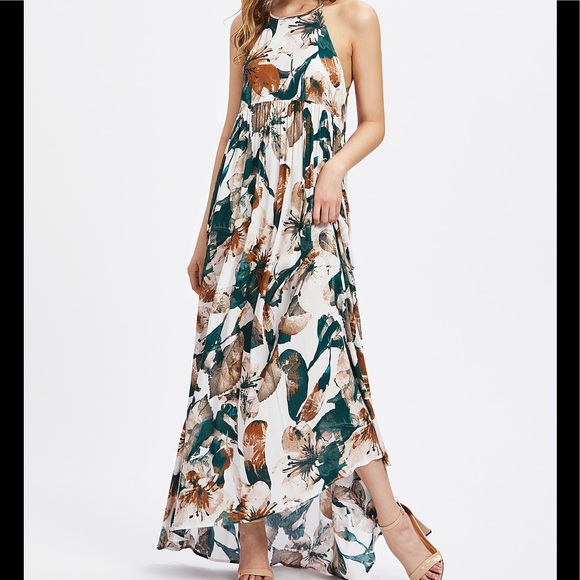 🆕🍂 Beautiful Tropical  Halter Maxi - Picture 2 of 7