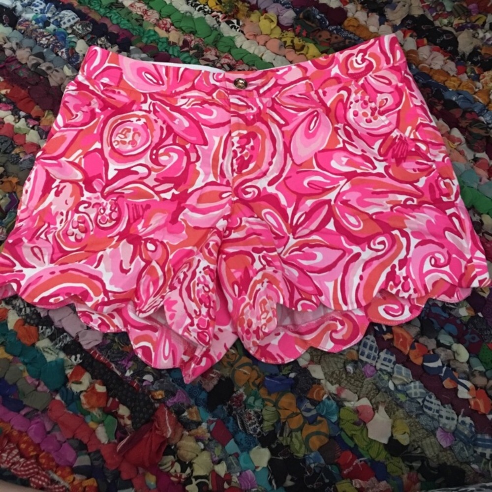 Mango Salsa Lilly Shorts!