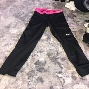 Nike cropped leggings
