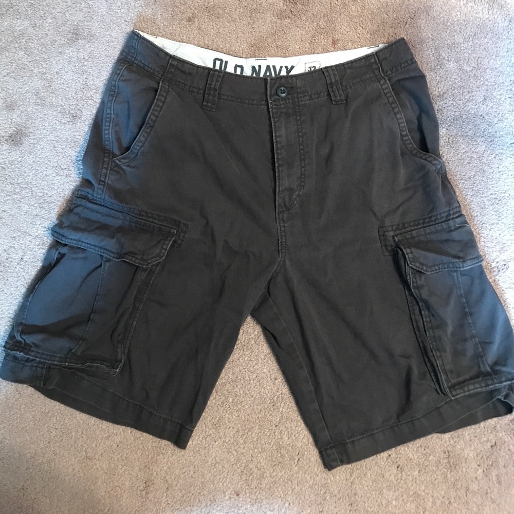 Old Navy cargo short