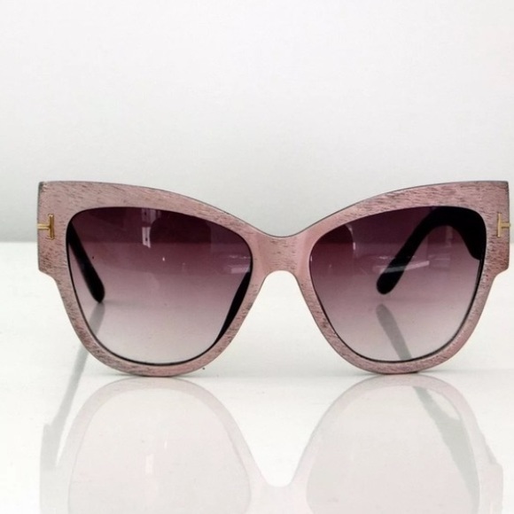 Pink hydrangea sunglasses - Picture 3 of 4