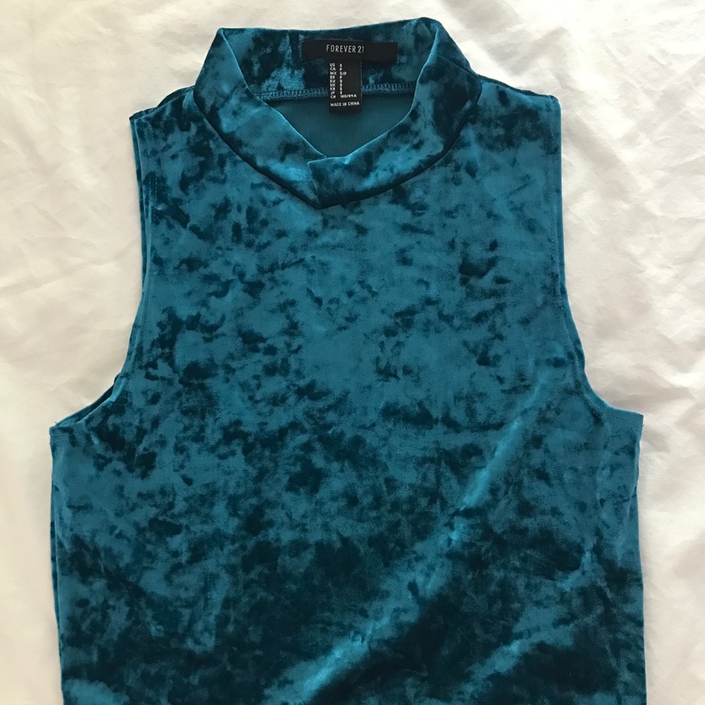 Forever 21 teal velvet tank crop top