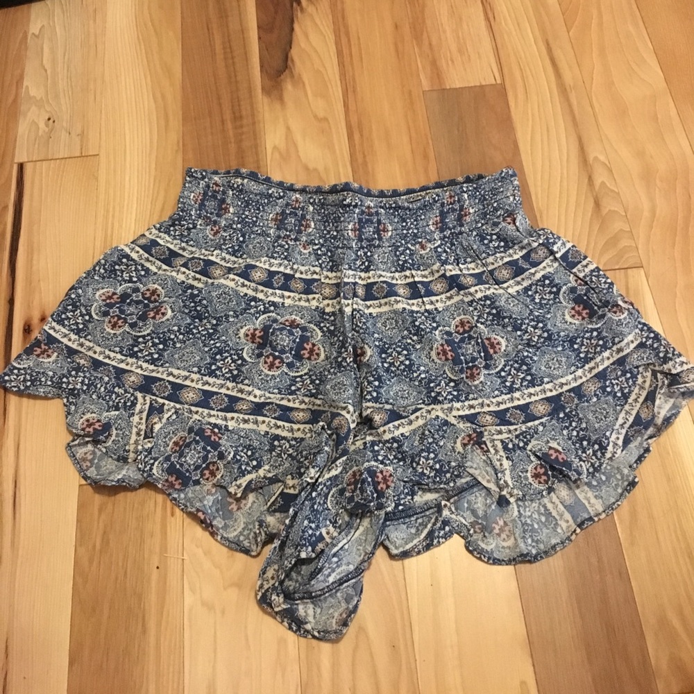American Eagle soft shorts
