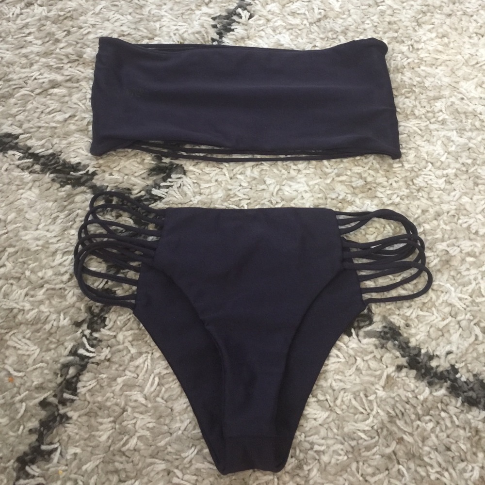Mikoh Navy Swim Set