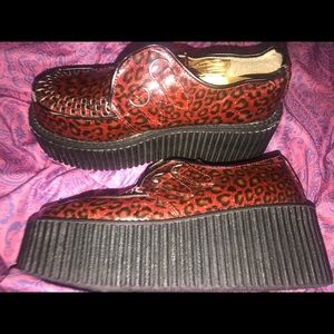 red creepers size 10