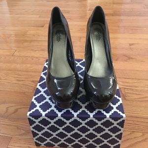 Charlotte Russe Pumps 👠