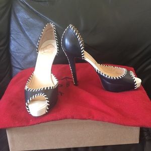 🎉Authentic CL D'orsay pump 🎉