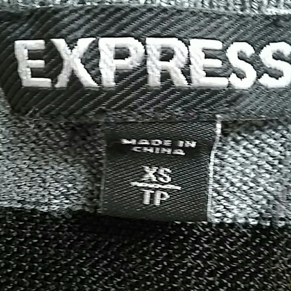 4/20 Express light weight top - Picture 2 of 2