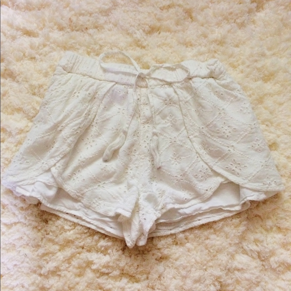 Hollister crocheted lace shorts