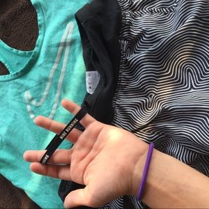 Nike🔅 Shorts and Shirt!! SMALL