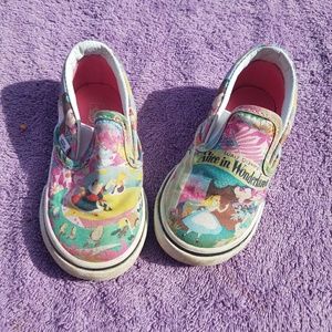 Alice wonder land  vans