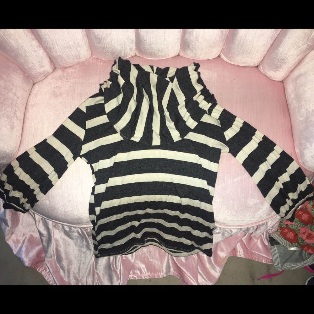 Persnickety cowl neck top