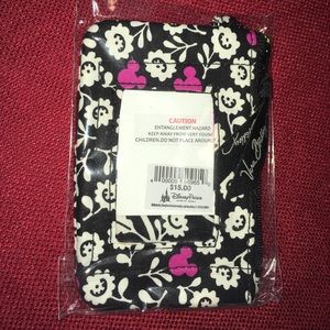 Vera Bradley DISNEY Mickey Meets Birdie ID Case