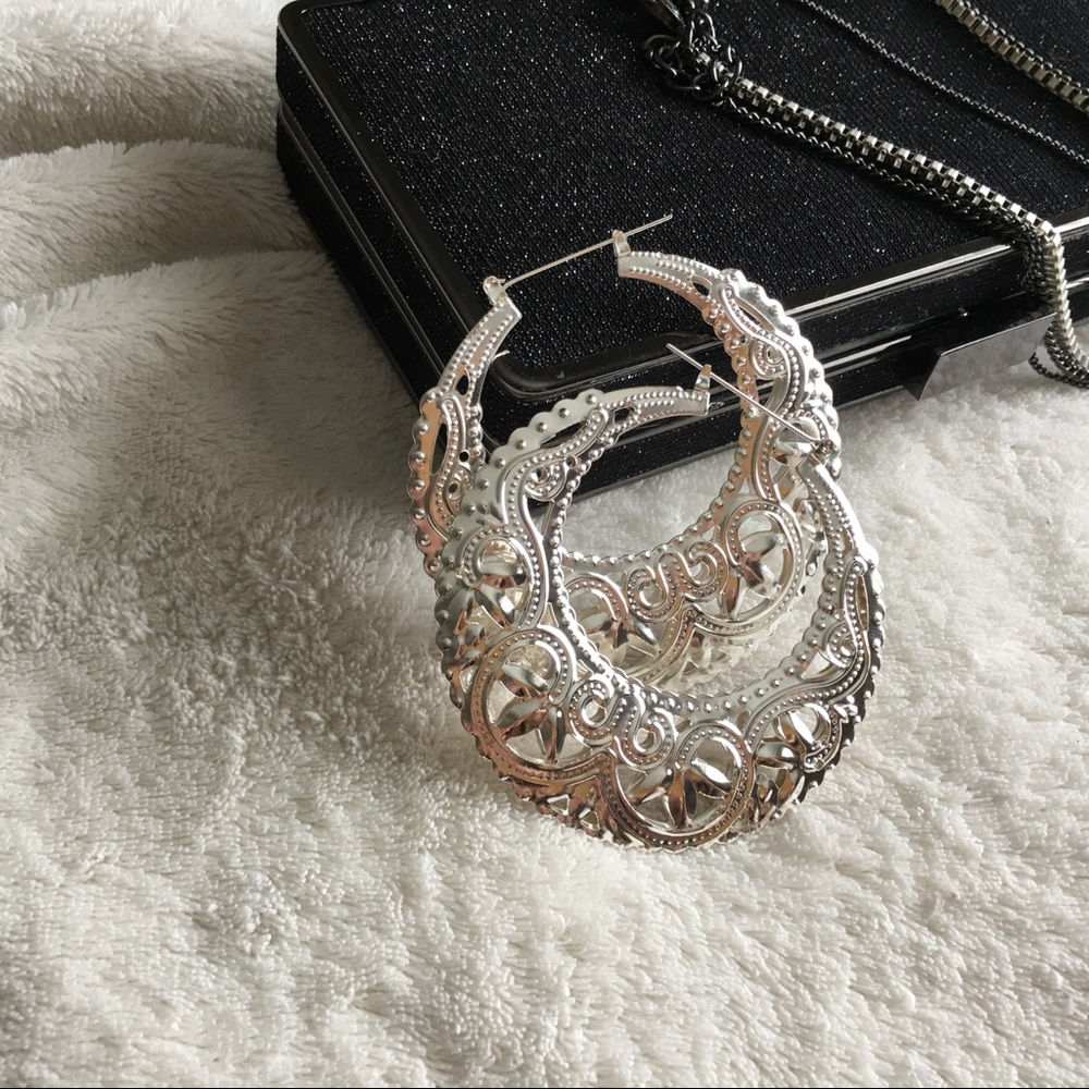 So Gypsy Silver Tone Hoop Earrings - Picture 4 of 8