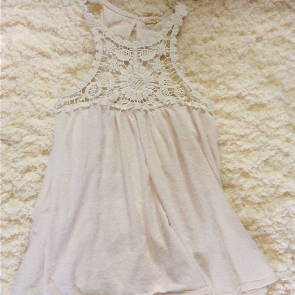 high-neck crochet Hollister tank