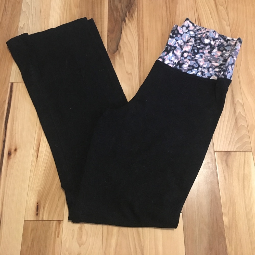 Victoria's Secret boot cut yoga pants