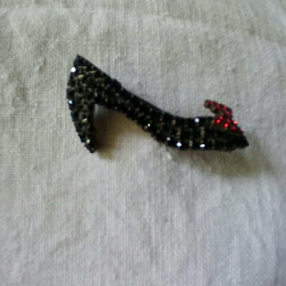 Bauer Shoe Shape w Red Bow Crystal Rhinestones