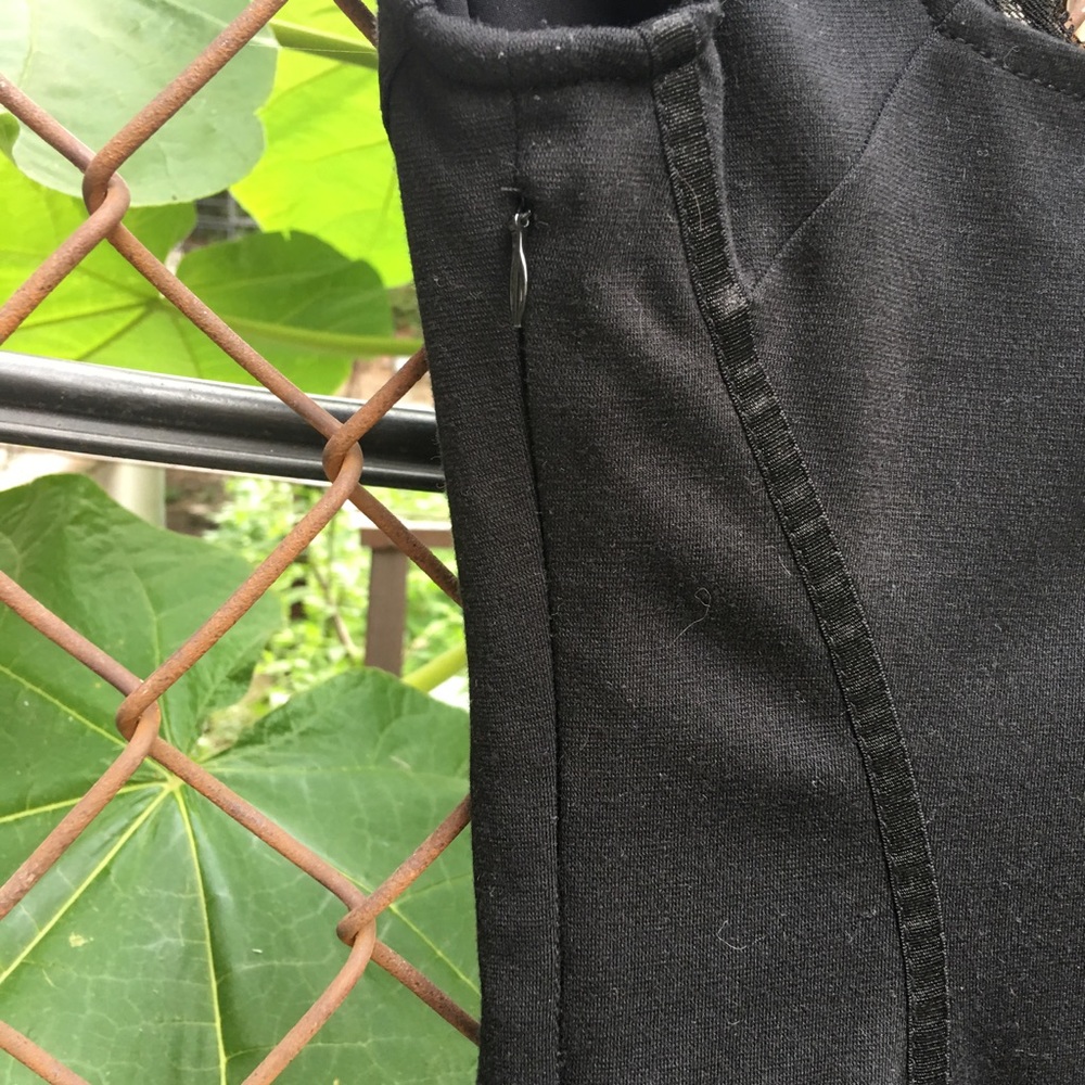 HP! 🎉 Guess•LBD🖤 - Picture 6 of 7