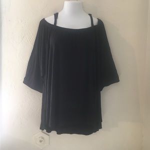 **ON HOLD l**Torrid size 5 blouse