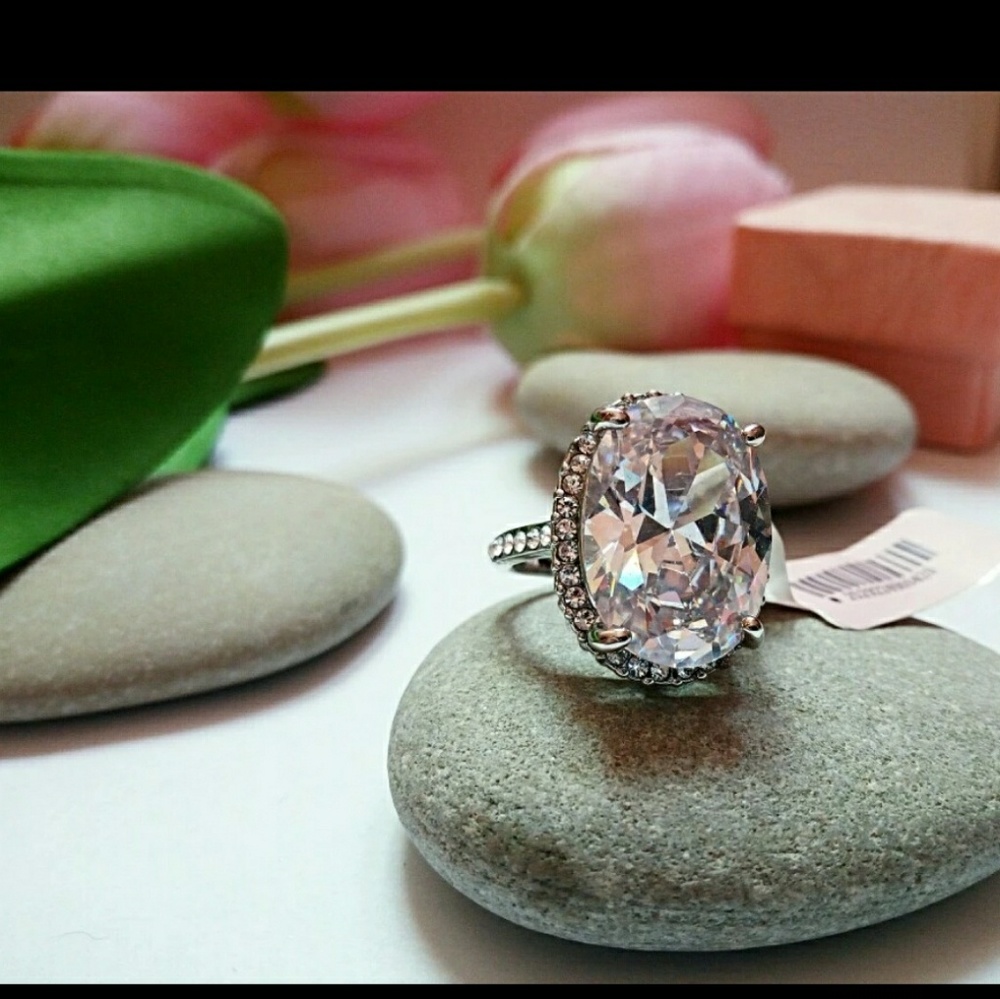 Big CZ Diamond Engagement Ring🔱