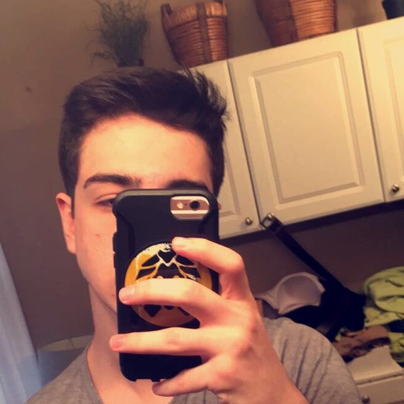 Meet your Posher, Kyle - Picture 1 of 1