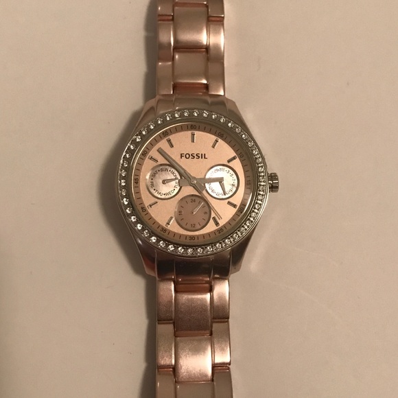 Fossil rose gold watch