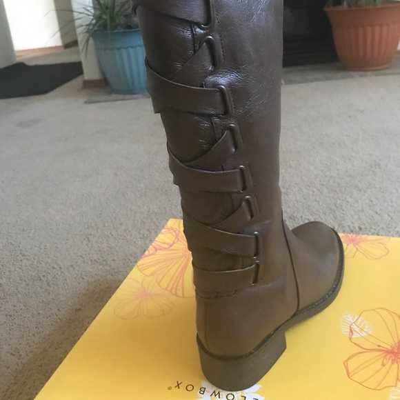 Brand new Yellow box Katheron boot - Picture 3 of 5