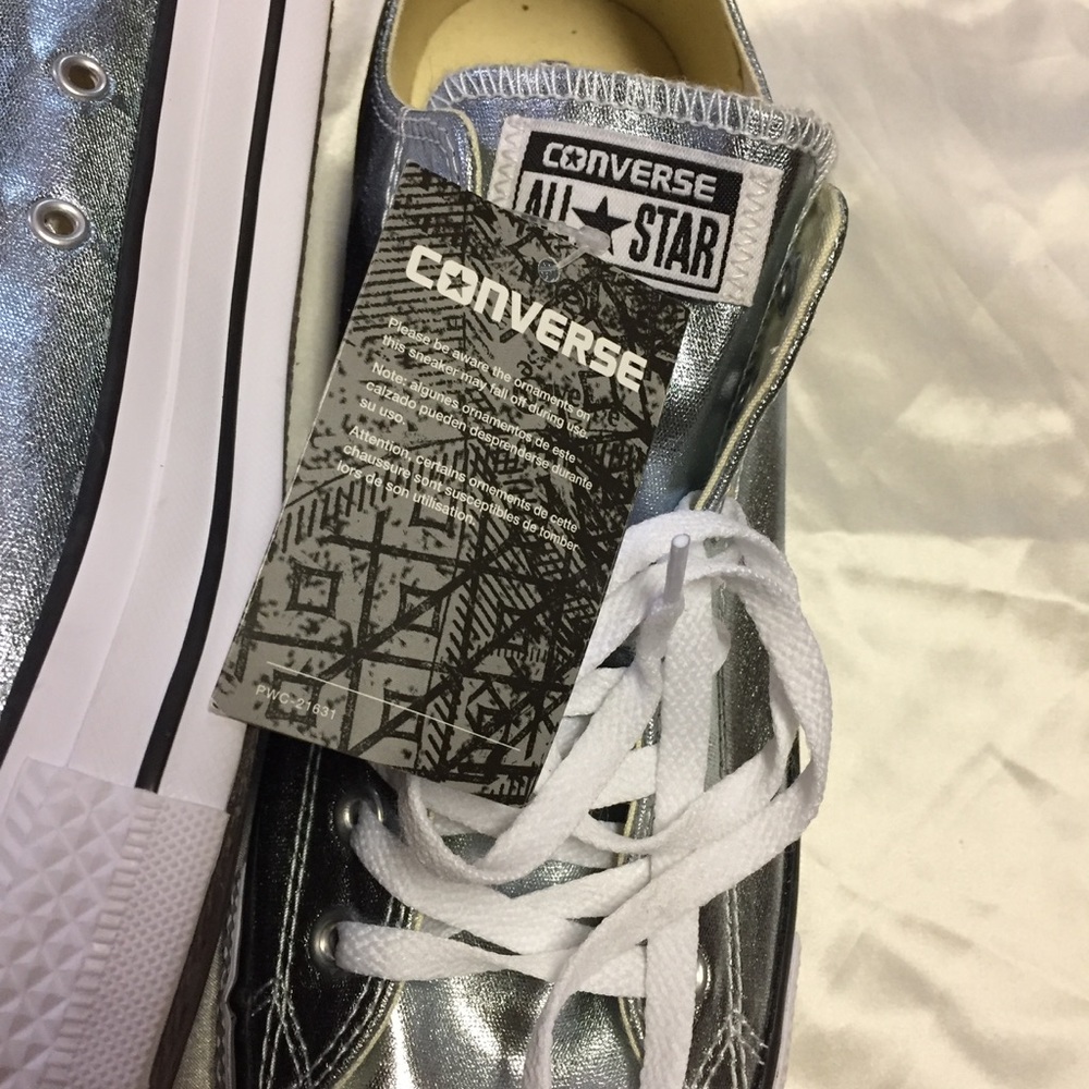 ⭐️HP⭐️ NWT Metallic Unisex Chuck Taylor Converse - Picture 4 of 7